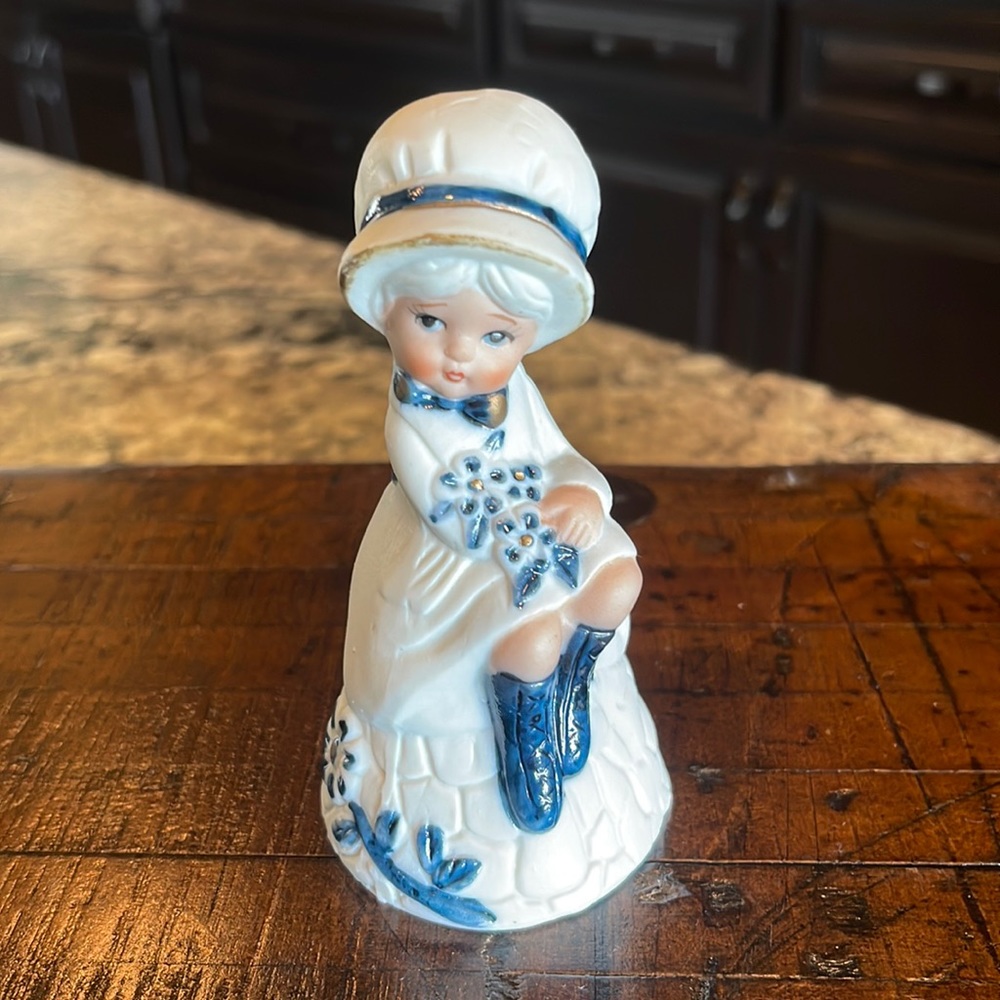 Vintage Royal Majesta Jasco Blue & White Porcelain Girl sitting on rock bell